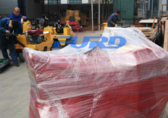 福瑞得機(jī)械座駕壓路機(jī)、手扶壓路機(jī)、灌縫機(jī)及時(shí)包裝發(fā)貨