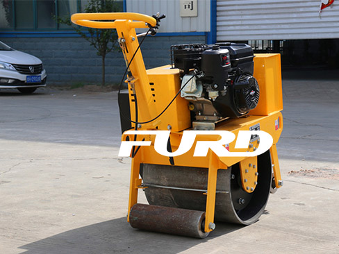 小型壓路機(jī)的變速箱怎么進(jìn)行保養(yǎng)呢？